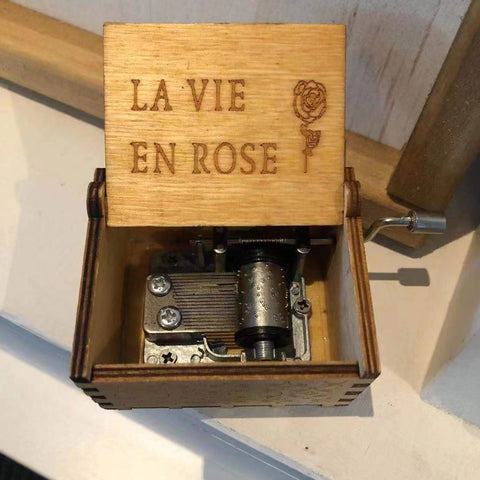 La Vie En Rose - Hand crank music box