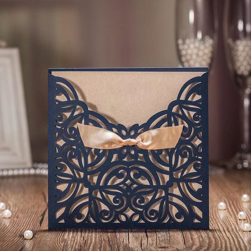 Bow Front Square Greeting Card