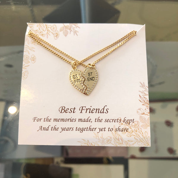 Best Friend Necklaces Gift Set